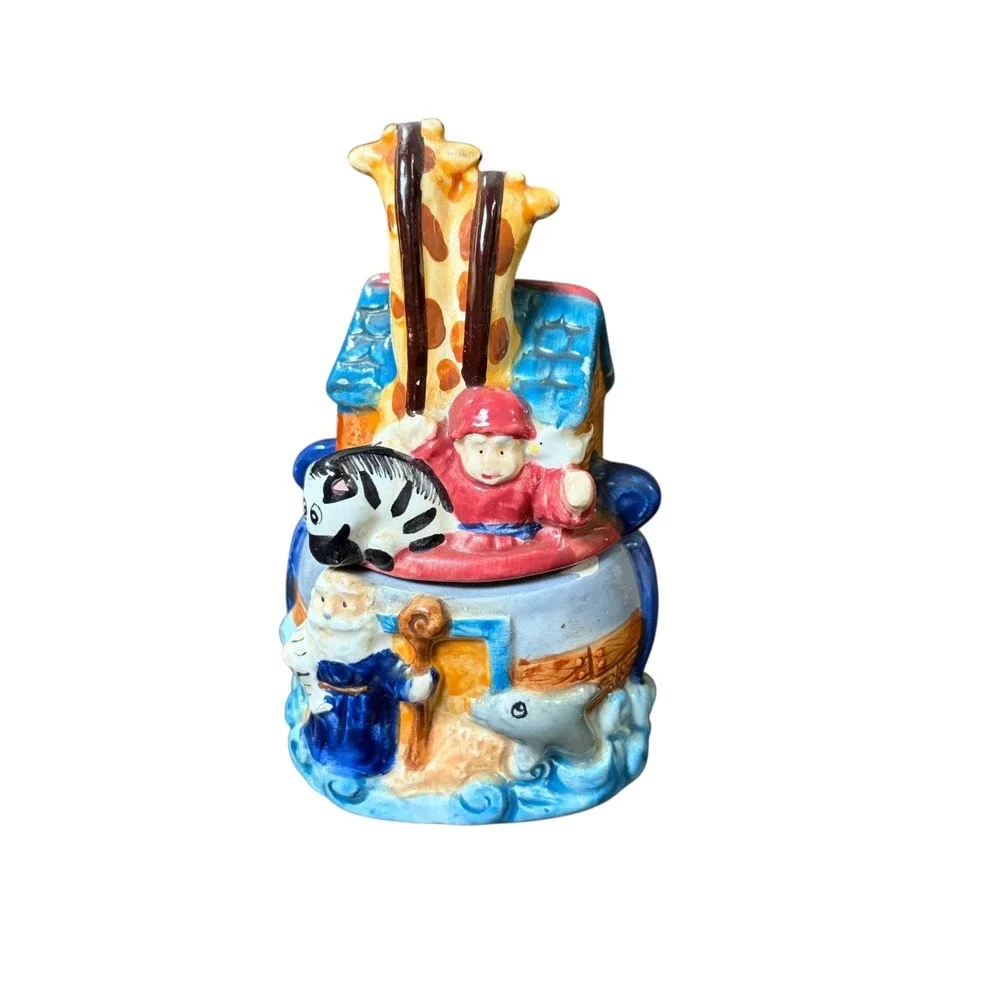Vintage Noah's Ark‎ Salt Pepper Shakers Ceramic Animals Giraffes Lions Cute Set